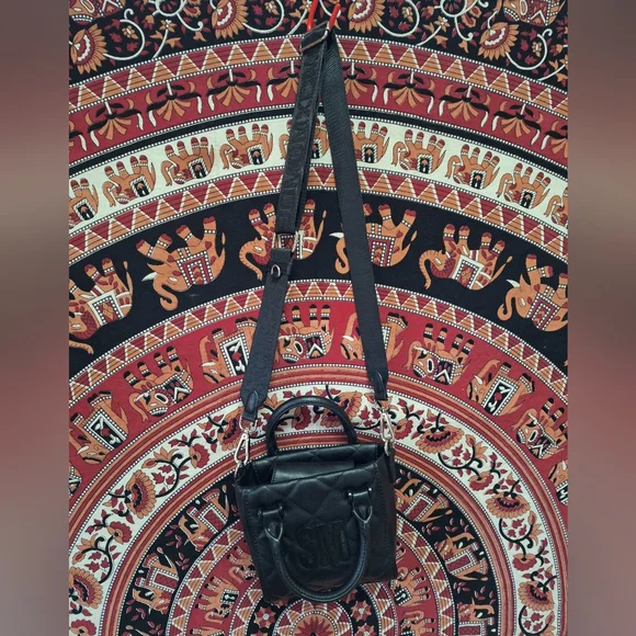 Steve Madden "BBABI" Quilted Small Crossbody Bag Black - Picture 3 of 11